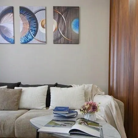 Premier In The Centre